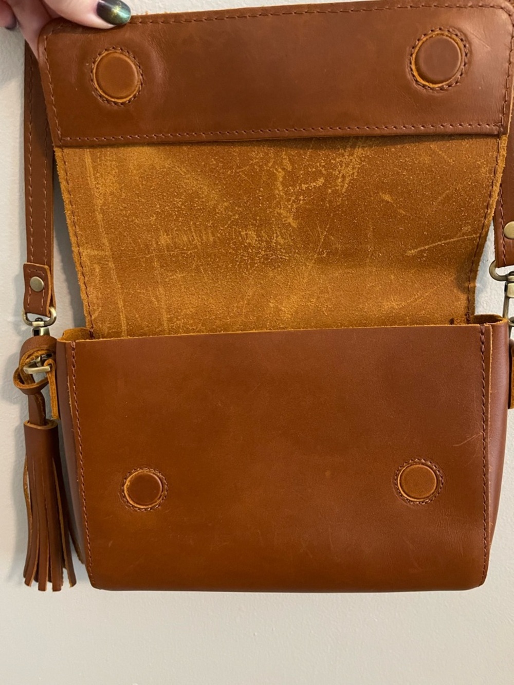 Portland Leather Honey Metro Crossbody Purse - Picture 3 of 7